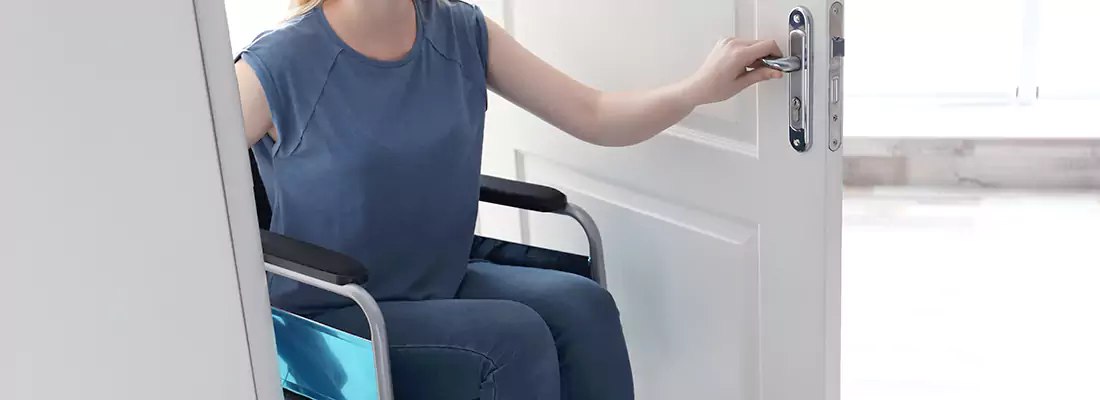 Commercial Handicap Door Opener in Grandview Gardins, ON