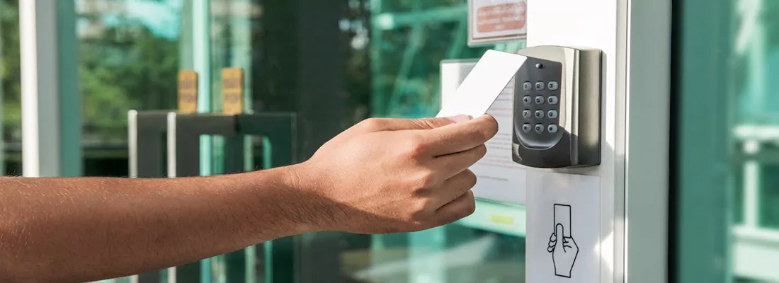 Custom Access Control Systems for Businesses in Grandview Gardins, ON