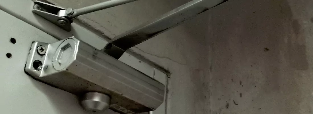 Door Closer Adjustment in Grandview Gardins, ON