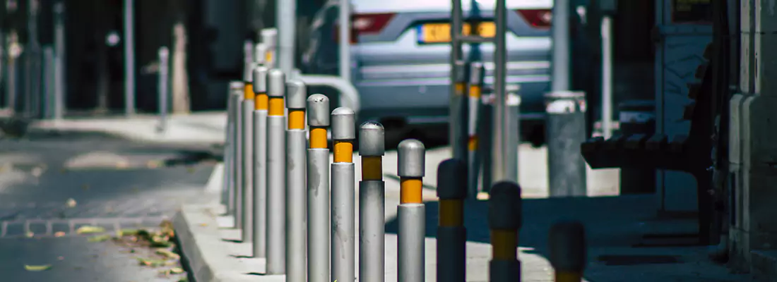 Safe and Convenient Retractable Barrier Column Systems for Properties in Grandview Gardins, ON