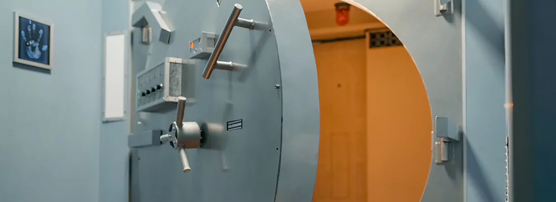 Vault and Safe locksmith services in Grandview Gardins, ON